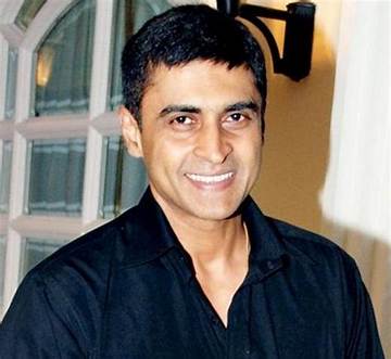 Mohnish Bahl Biography, Age, Height, Wife, Net Worth, Family