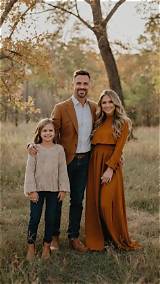 Stunning 2023 Family Photo Outfit Ideas | Capture Memories in Style