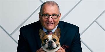 Unveiling the Wealth of Jay Pritchett: What Is Jay's Net Worth in Modern Family?